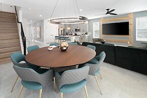 Vor5346aa: 5 Bed, Gamer's Paradise, Pool