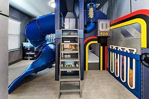 Vor5346aa: 5 Bed, Gamer's Paradise, Pool