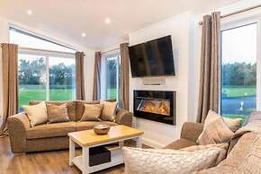 Silverwood Luxury Lodge Resort