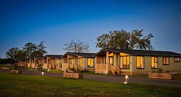 Silverwood Luxury Lodge Resort