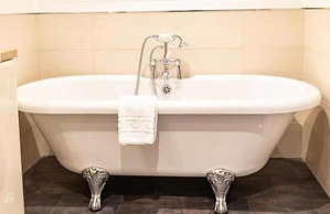 Silverwood Luxury Lodge Resort