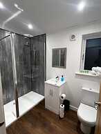 Silverwood Luxury Lodge Resort