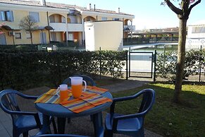 Lovely Holiday Home With Fenced Garden and Pool