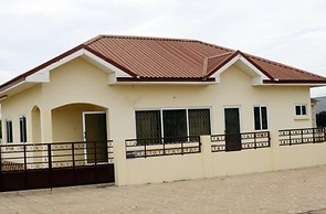 Lovely Two-bedroom House Near Aburi, Accra