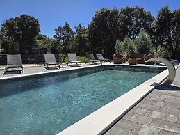 Olive Garden Paradise with Swimming pool