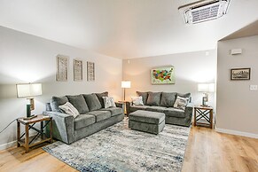 Updated Duplex Home < 1 Mi to Downtown Enumclaw!