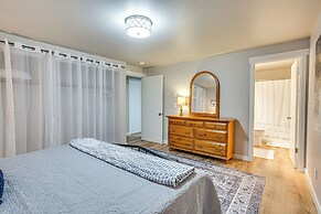 Updated Duplex Home < 1 Mi to Downtown Enumclaw!