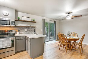 Updated Duplex Home < 1 Mi to Downtown Enumclaw!