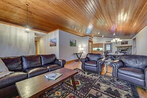 Mountain-view Cabin in Maggie Valley w/ Foosball!