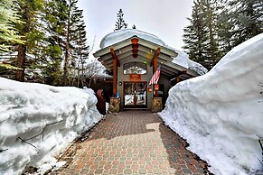 Charming Ski Condo < 1 Mi to North Star Resort!