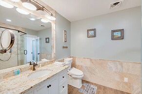 Charming Apartment ~ 15 Mi to The Amish Village!