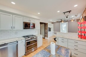 15 Mi to Amish Village: Cozy Lancaster Apt!