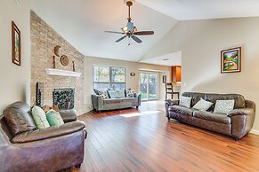Texas Retreat w/ Patio, Fireplace & Fenced-in Yard