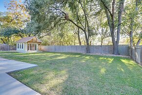 Texas Retreat w/ Patio, Fireplace & Fenced-in Yard