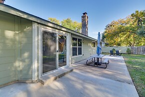 Texas Retreat w/ Patio, Fireplace & Fenced-in Yard
