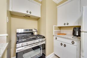 Baton Rouge Vacation Rental w/ Yard: 10 Mi to Lsu!