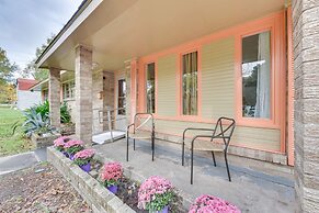 Baton Rouge Vacation Rental w/ Yard: 10 Mi to Lsu!