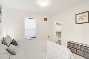 Dog-friendly Home < 1 Mi to Downtown Fargo!