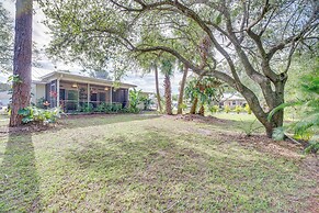 Sebastian Home w/ Screened Lanai: 8 Mi to Beach!