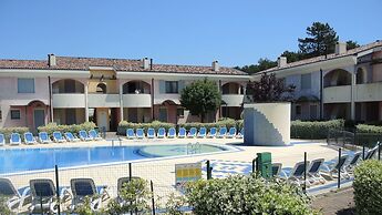 Cozy Flat With Swimming Pool
