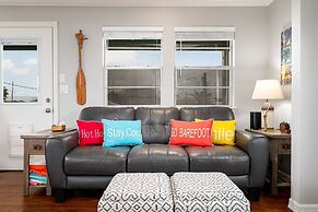 Amberjack 2 Bedroom Home by RedAwning