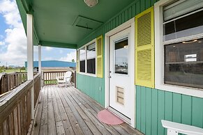 Amberjack 2 Bedroom Home by RedAwning