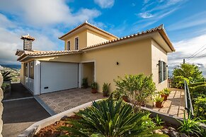 Sunny House by Madeira Sun Travel