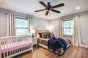 College Station Vacation Rental: 4 Mi to Texas A&M