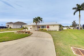 Pet-friendly Cape Coral Gem w/ Pool, 3 Mi to Beach