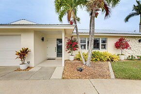 Pet-friendly Cape Coral Gem w/ Pool, 3 Mi to Beach