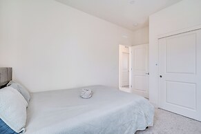 Newly Built Tracy Home w/ Backyard + Pool Access!