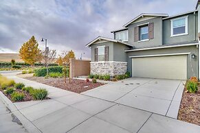 Newly Built Tracy Home w/ Backyard + Pool Access!