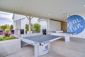 Newly Built Tracy Home w/ Backyard + Pool Access!