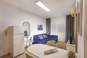 Palm Beach Sea View Apartment