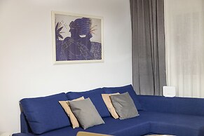 Palm Beach Sea View Apartment