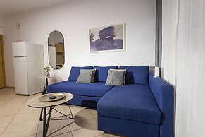 Palm Beach Sea View Apartment