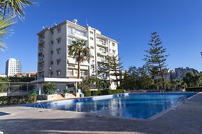 Palm Beach Sea View Apartment