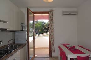 Cozy Apartment With Swimming Pool