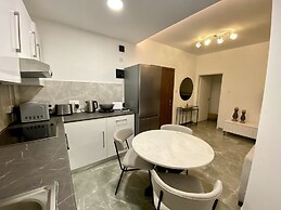 White Arches No.2 Sea View Apartment