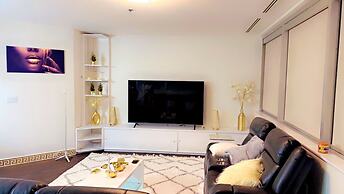 LUXURY DOWNTOWN CONDO TWO BEDROOM