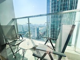 Luna's House Luxury Apartment at Vinhomes Metropolis