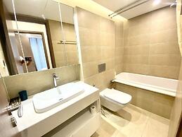 Luna's House Luxury Apartment at Vinhomes Metropolis