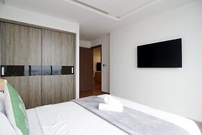 Luna's House Luxury Apartment at Vinhomes Metropolis