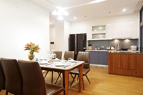 Luna's House Luxury Apartment at Vinhomes Metropolis