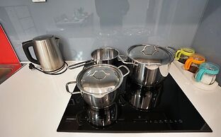 Luna's House Luxury Apartment at Vinhomes Metropolis