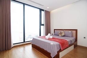 Luna's House Luxury Apartment at Vinhomes Metropolis