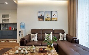 Luna's House Luxury Apartment at Vinhomes Metropolis