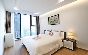 Luna's House Luxury Apartment at Vinhomes Metropolis