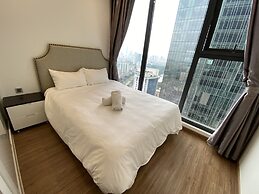 Luna's House Luxury Apartment at Vinhomes Metropolis