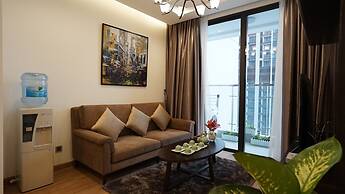 Luna's House Luxury Apartment at Vinhomes Metropolis